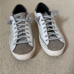 P448 White and Gray Sneakers with Silver Laces